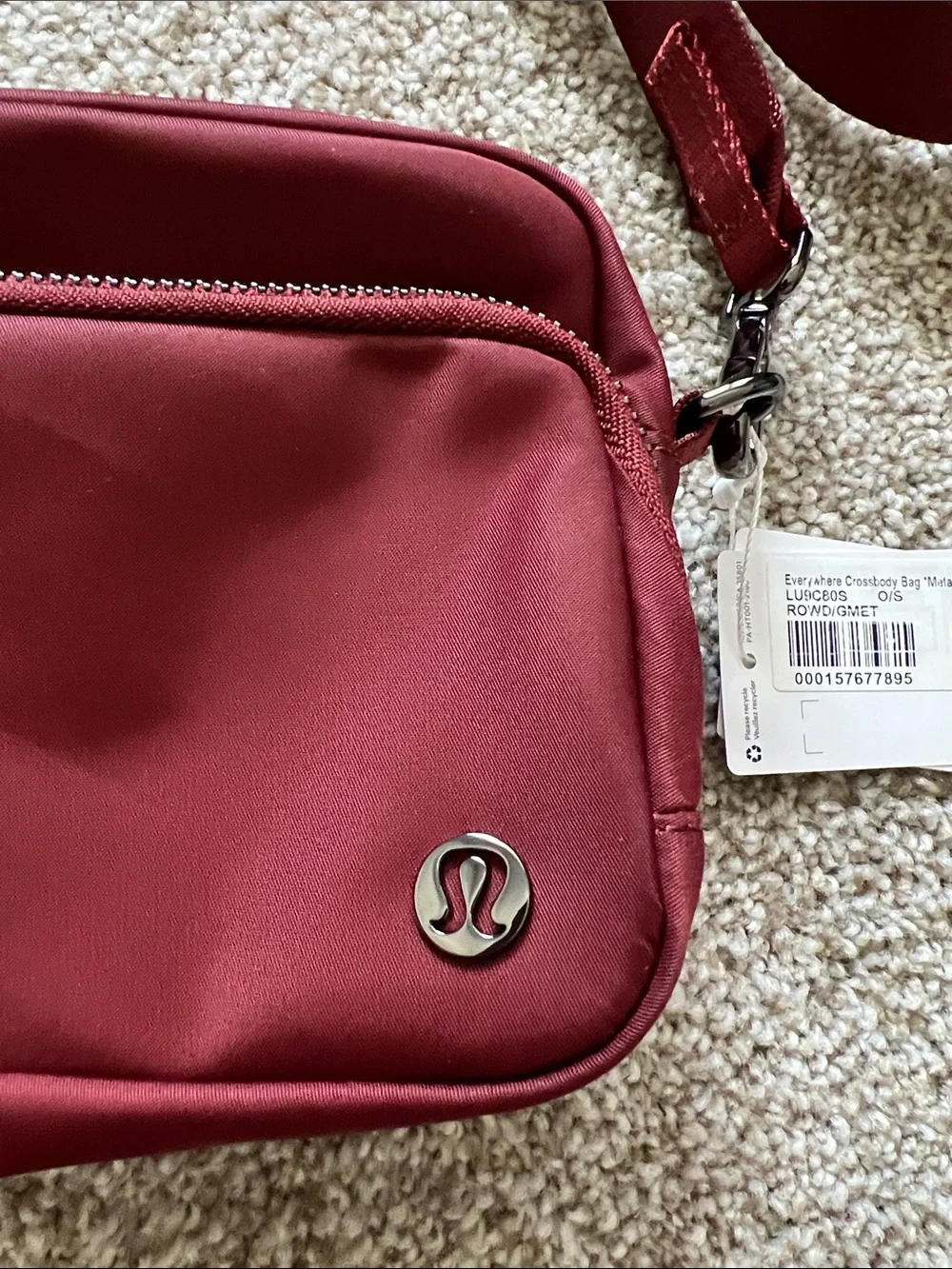 NWT Lululemon Everywhere Crossbody bag with gunmetal hardware